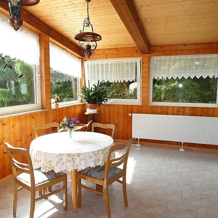 Familienfreundliches Nichtraucher-haus Mit Garten Feriehus